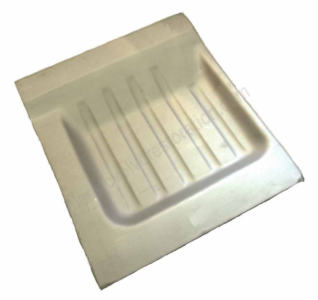 Golvplåt höger bak (pressad)