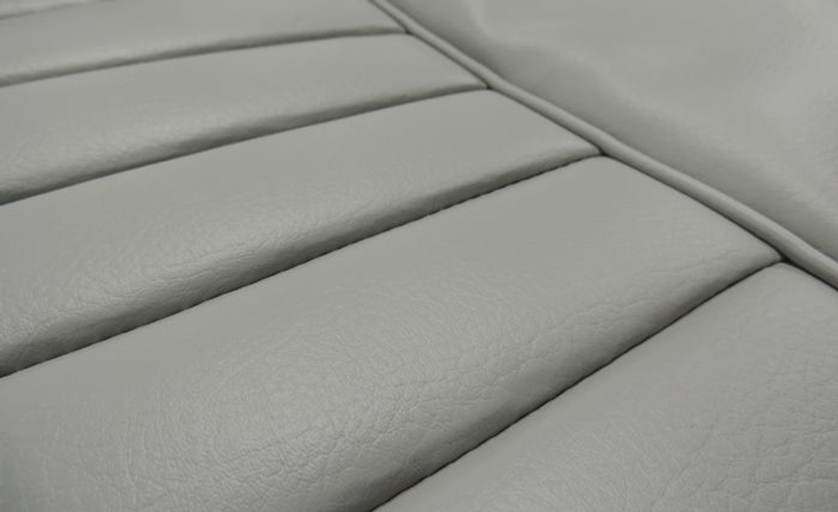 Klädsel baksäte Amazon US grå